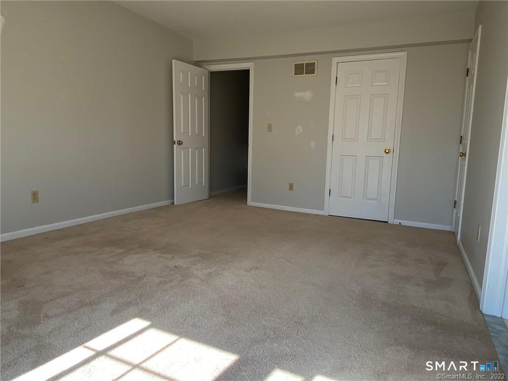 560 Silver Sands Road East Haven CT 06512