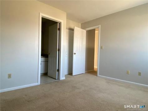 560 Silver Sands Road East Haven CT 06512