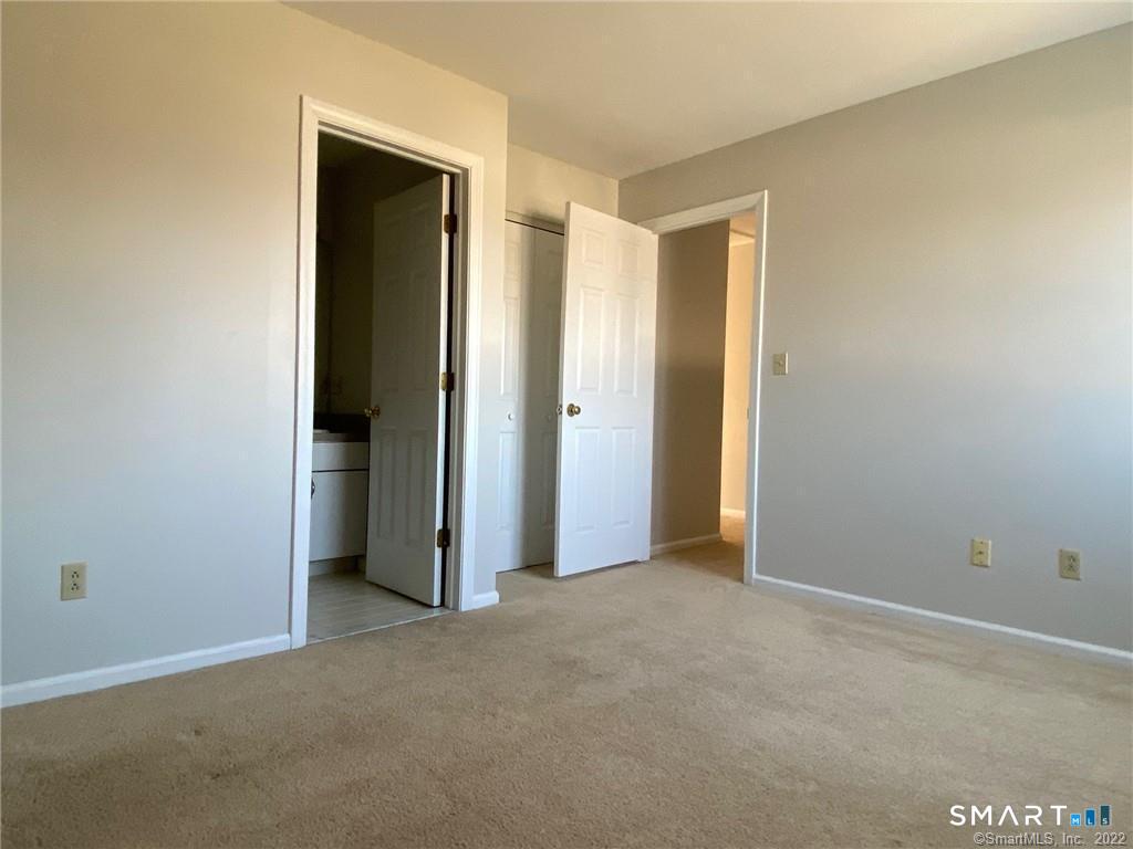 560 Silver Sands Road East Haven CT 06512
