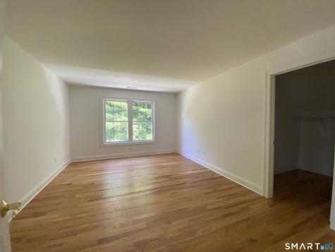 13 Rowland Farm Road Oxford CT 06478