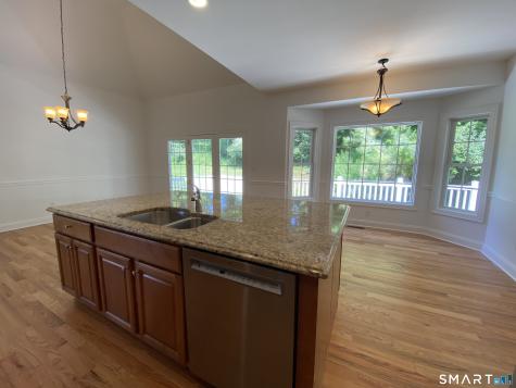 13 Rowland Farm Road Oxford CT 06478