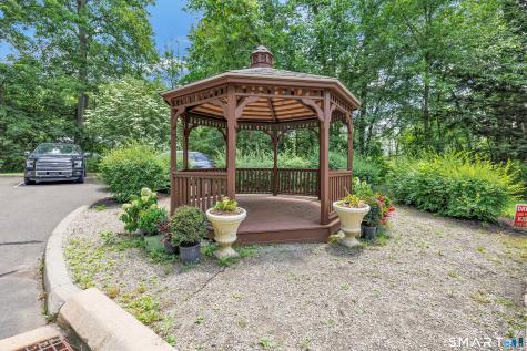 570 Danbury Road Ridgefield CT 06877
