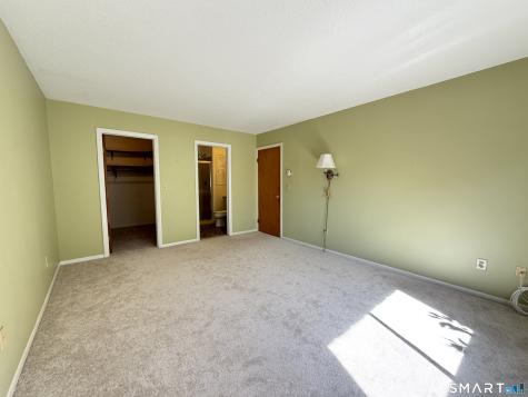 44 Riverview Drive Bridgeport CT 06606