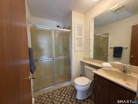 44 Riverview Drive Bridgeport CT 06606