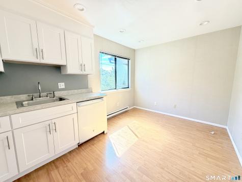 44 Riverview Drive Bridgeport CT 06606