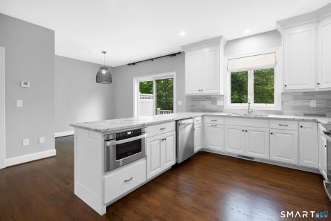 204 Mountain Road Suffield CT 06078
