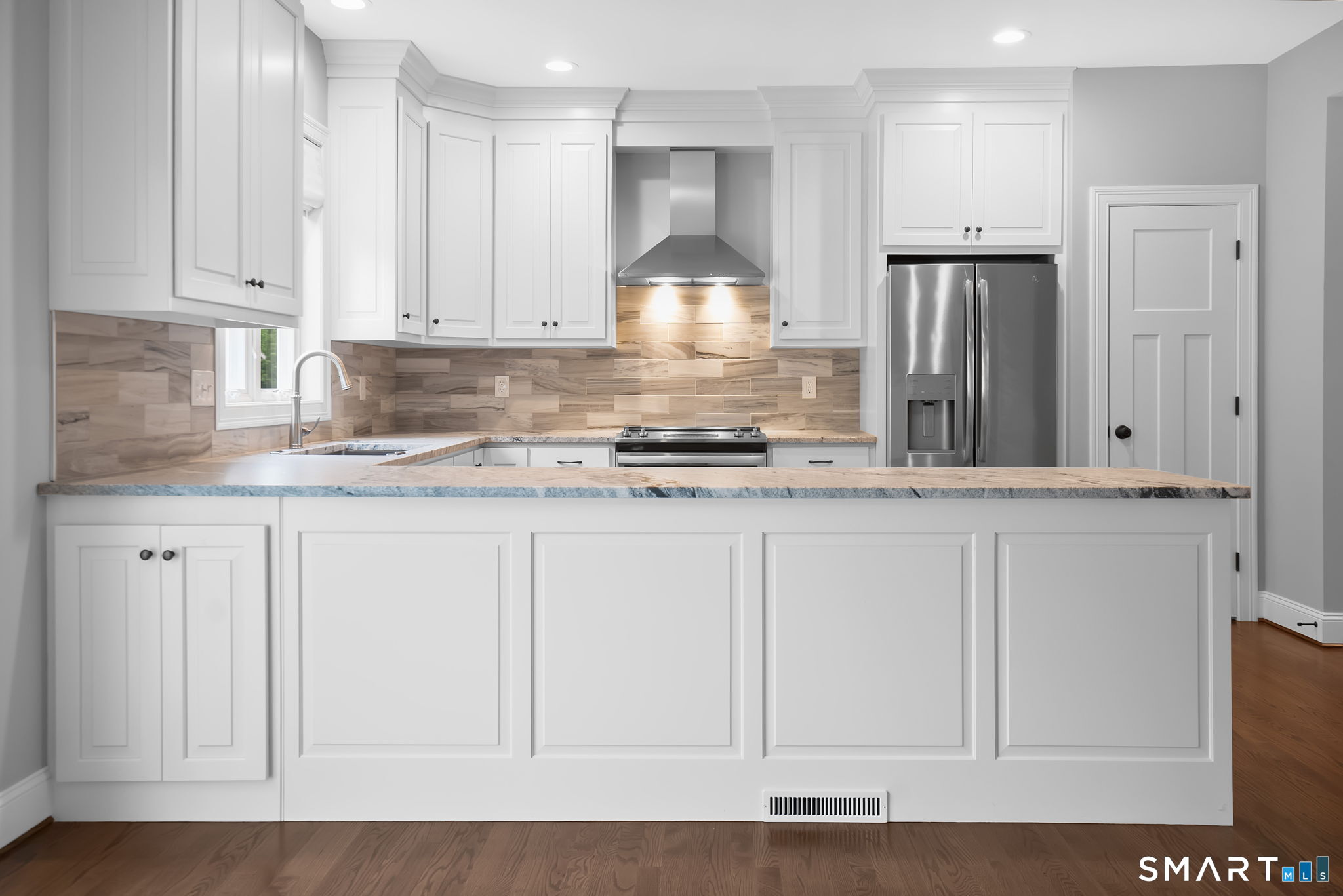 204 Mountain Road Suffield CT 06078