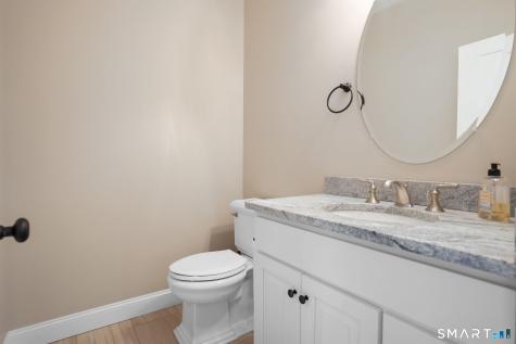 204 Mountain Road Suffield CT 06078