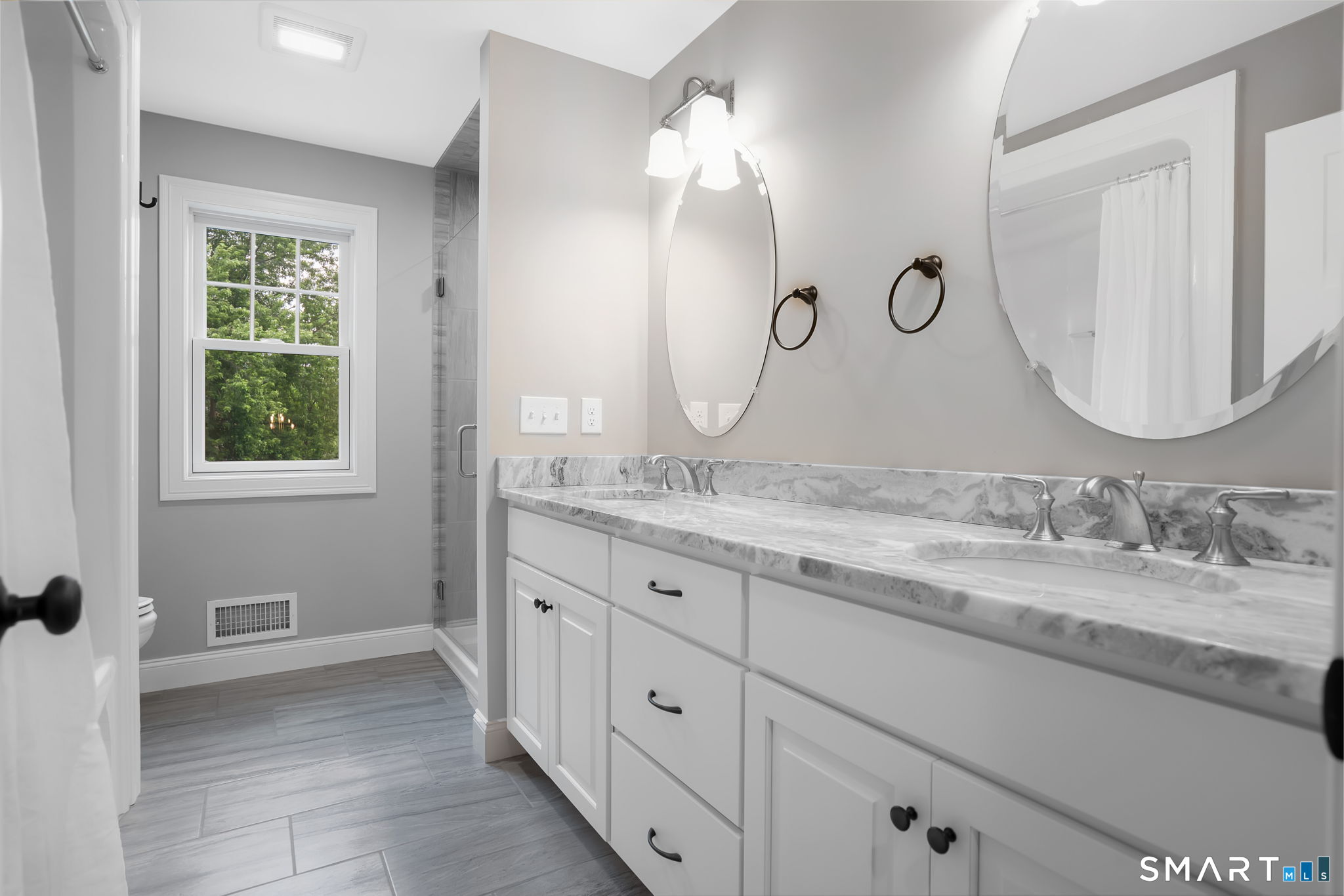 204 Mountain Road Suffield CT 06078