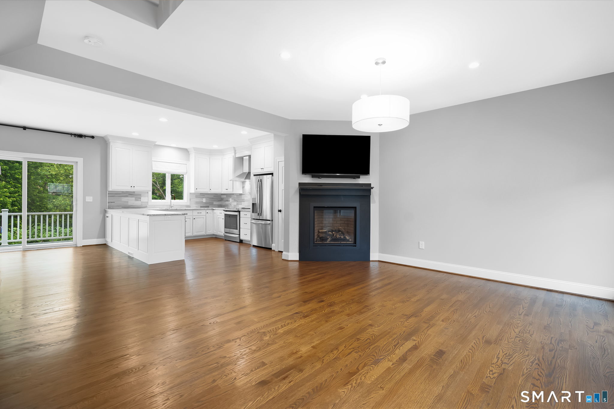 204 Mountain Road Suffield CT 06078