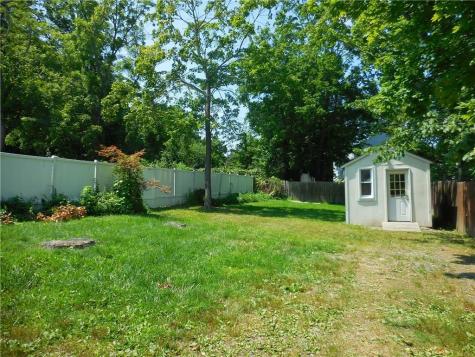 17 Lake Avenue Danbury CT 06810