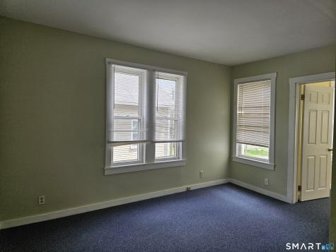 17 Lake Avenue Danbury CT 06810