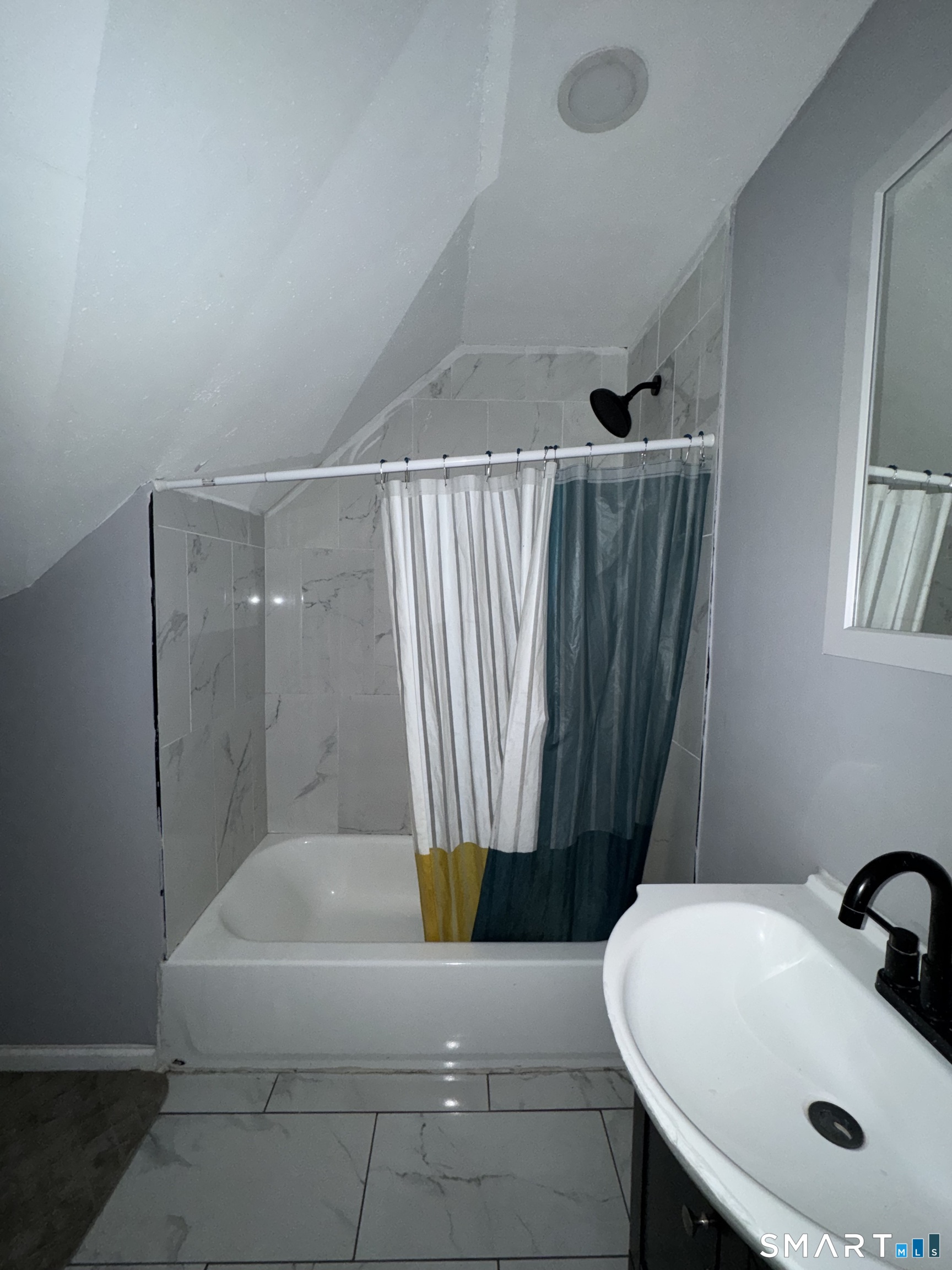 232 View Street New Haven CT 06511