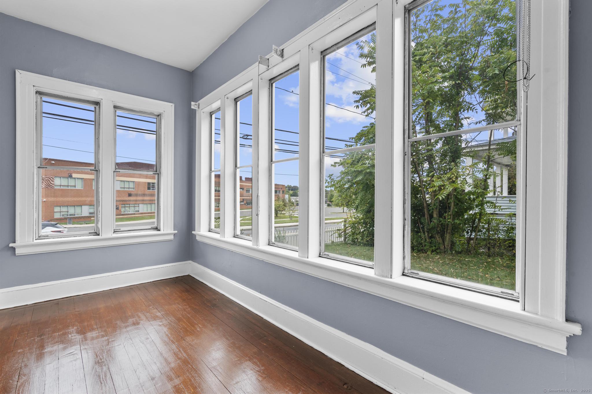 1105 North Main Street Waterbury CT 06704