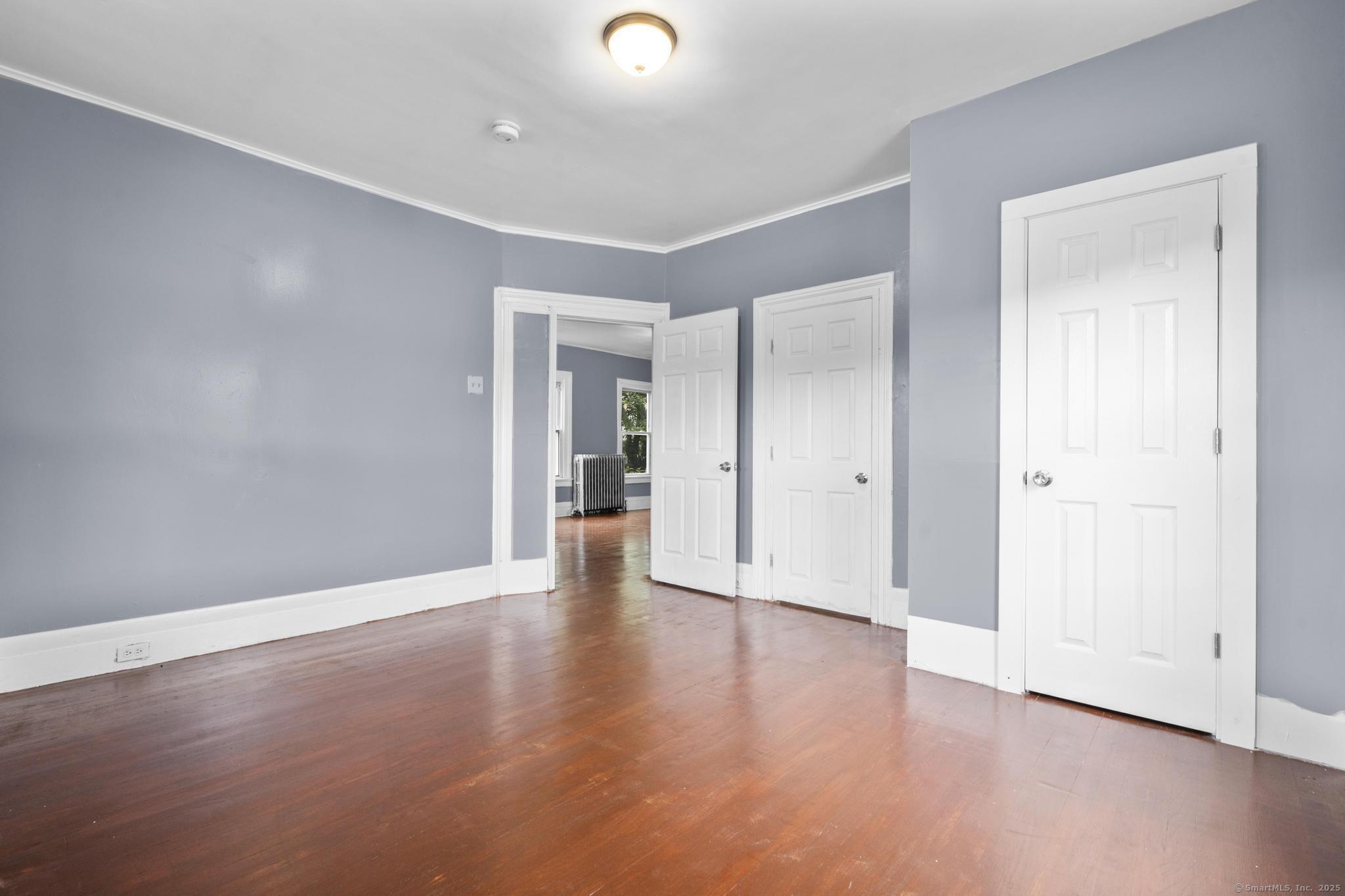 1105 North Main Street Waterbury CT 06704