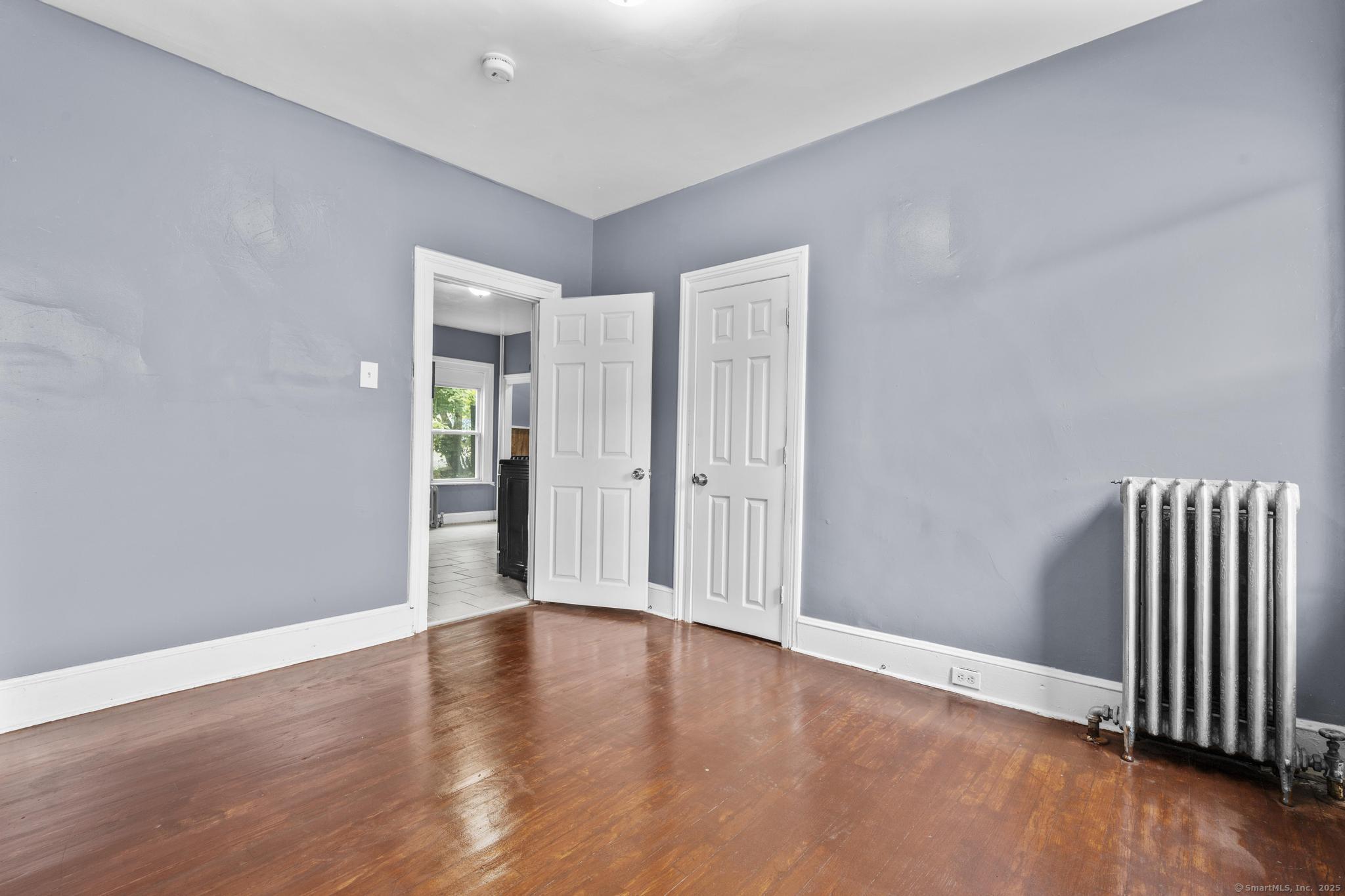 1105 North Main Street Waterbury CT 06704