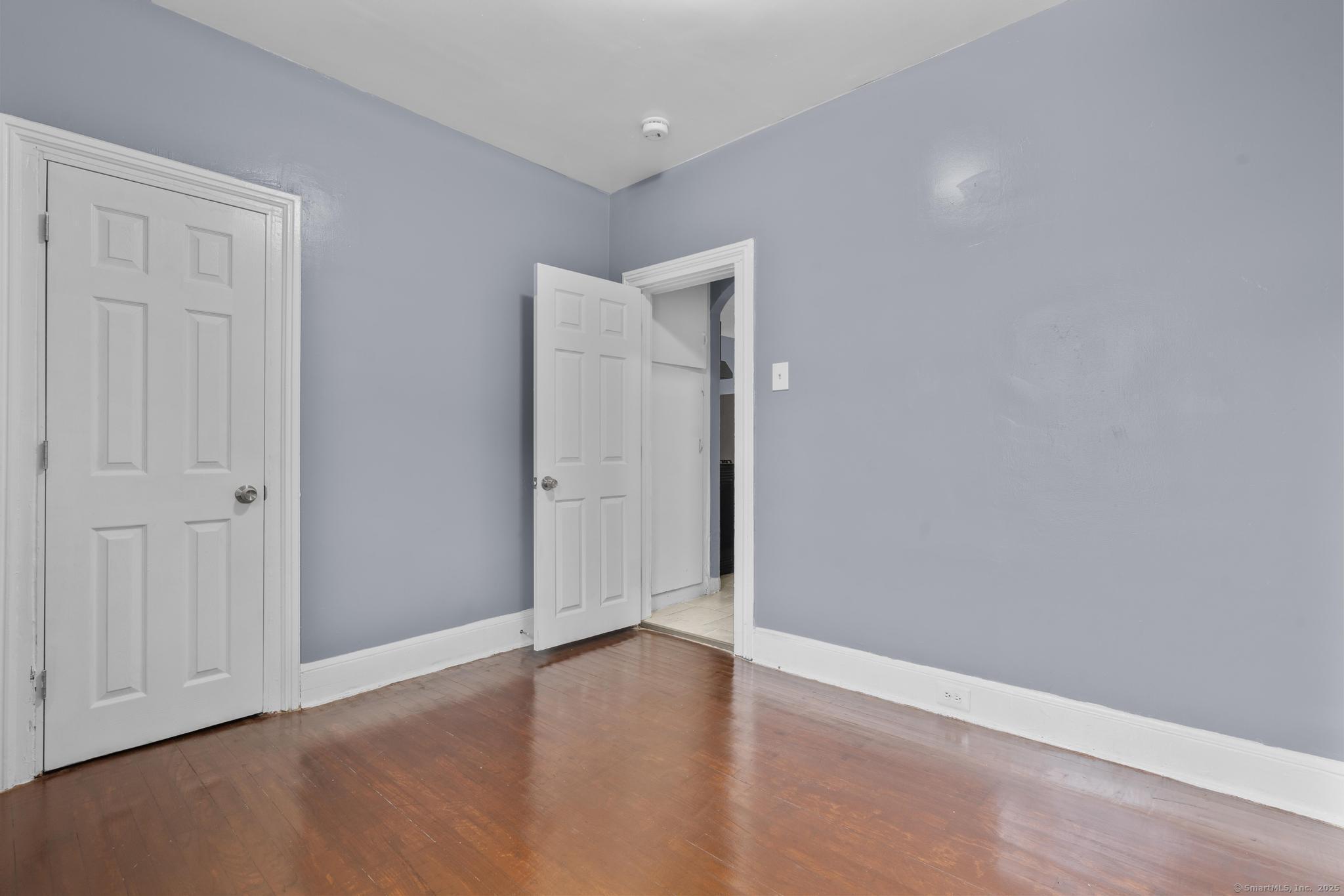 1105 North Main Street Waterbury CT 06704