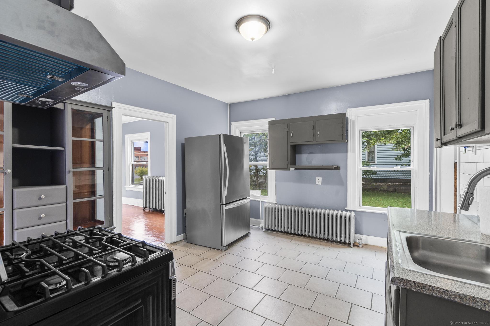 1105 North Main Street Waterbury CT 06704