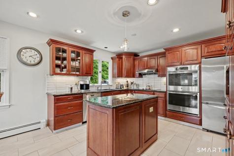 112 East Avenue New Canaan CT 06840