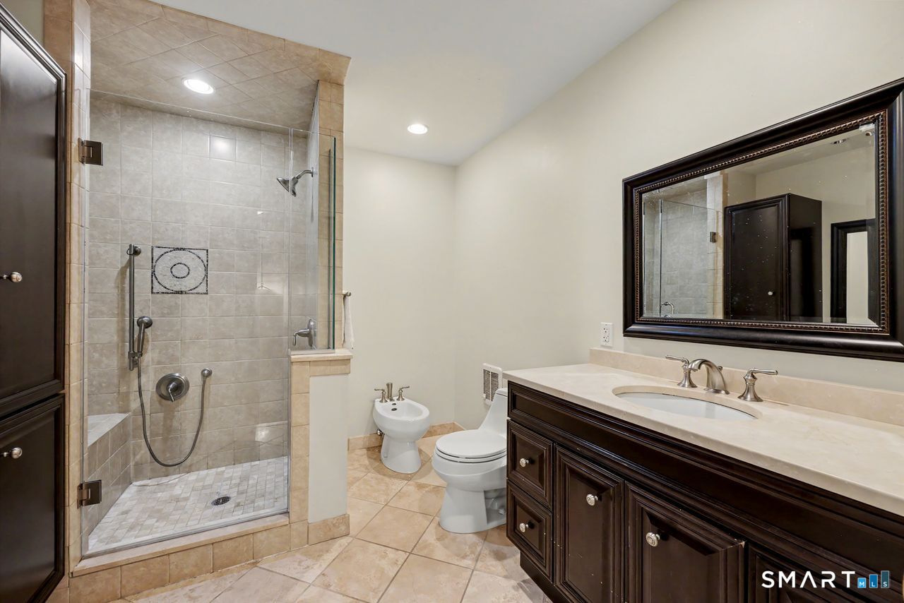 112 East Avenue New Canaan CT 06840