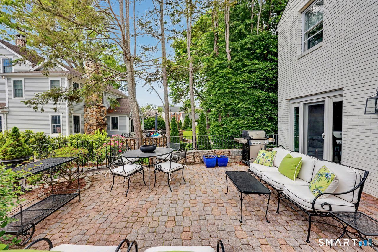 112 East Avenue New Canaan CT 06840