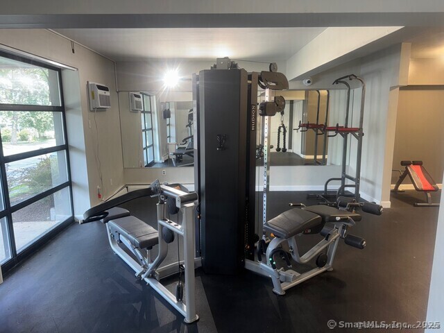 891 West Boulevard Hartford CT 06105