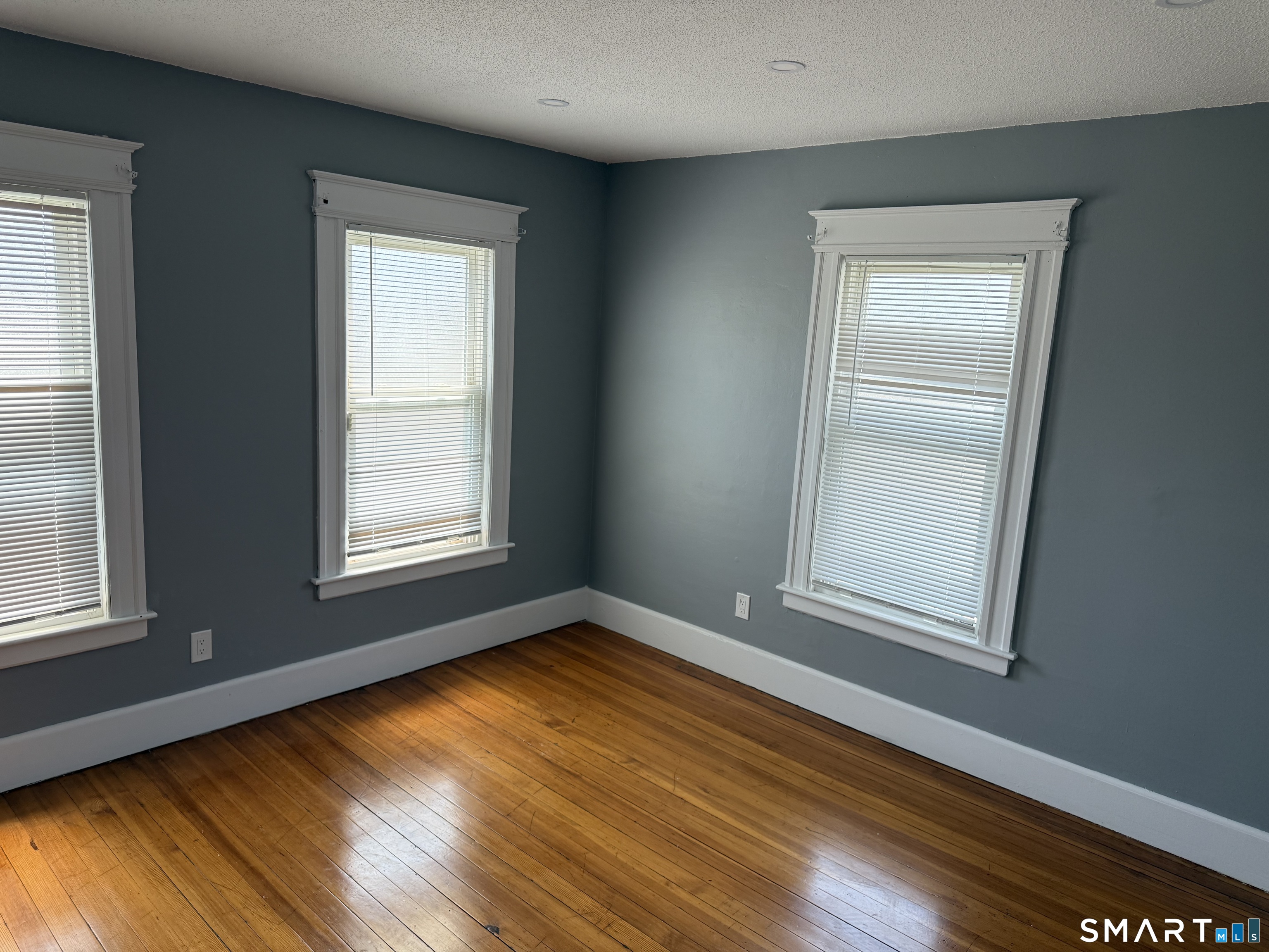 694 Enfield Street Enfield CT 06082