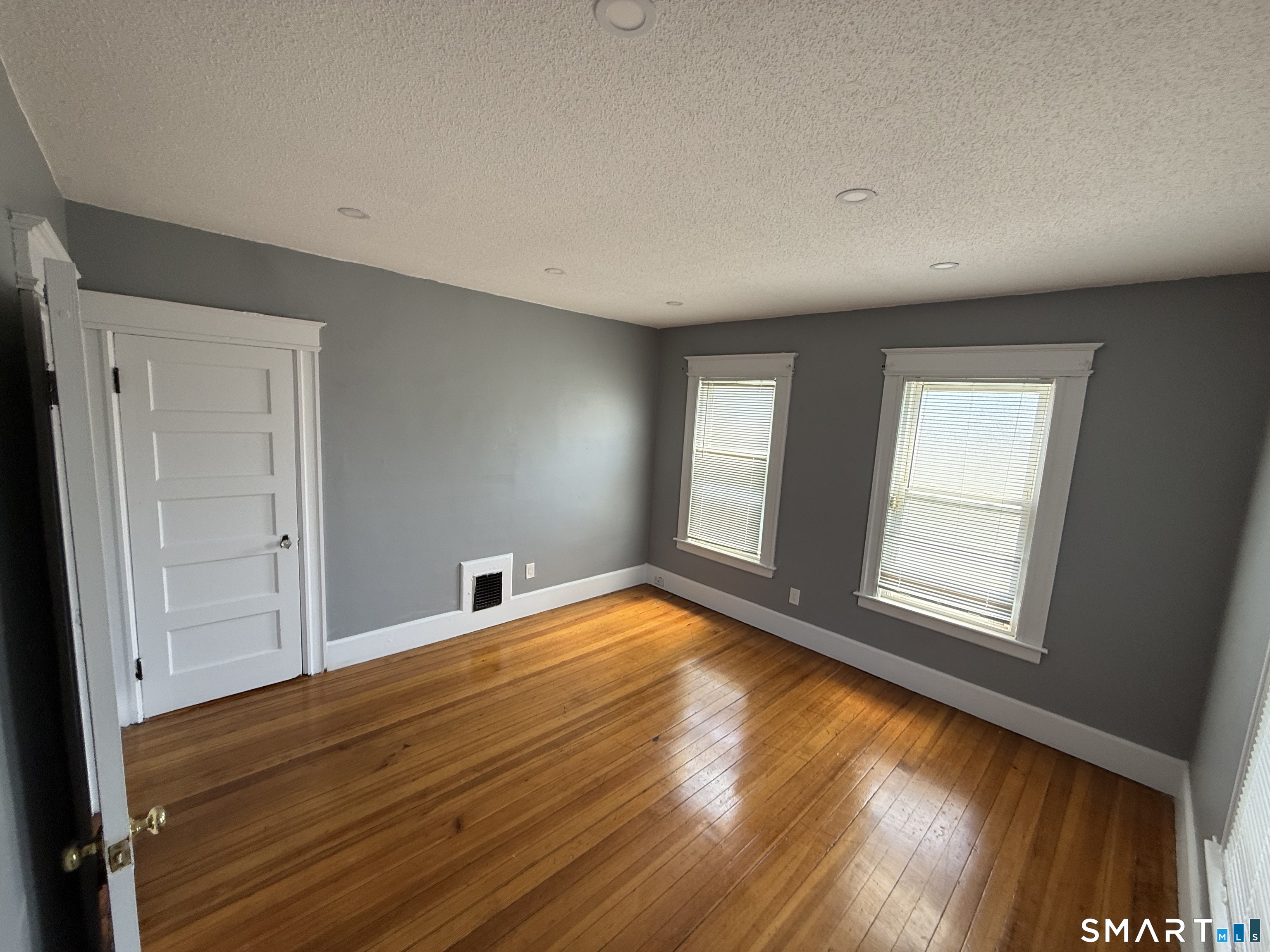 694 Enfield Street Enfield CT 06082