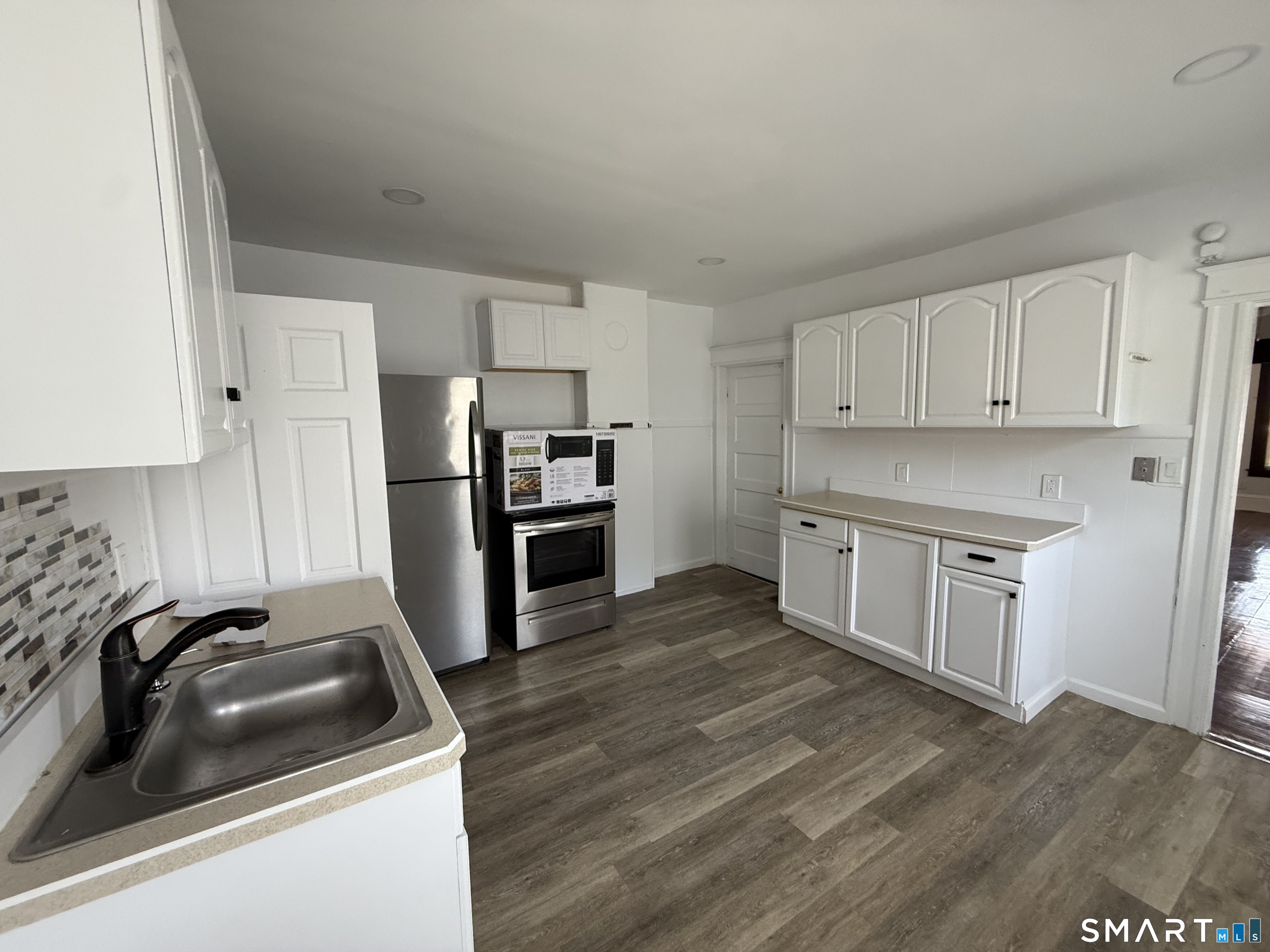 694 Enfield Street Enfield CT 06082