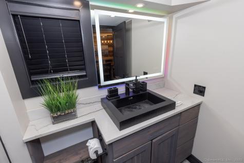 48 Swan Avenue Old Lyme CT 06371