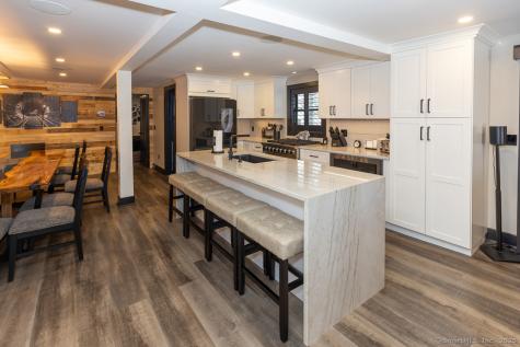 48 Swan Avenue Old Lyme CT 06371