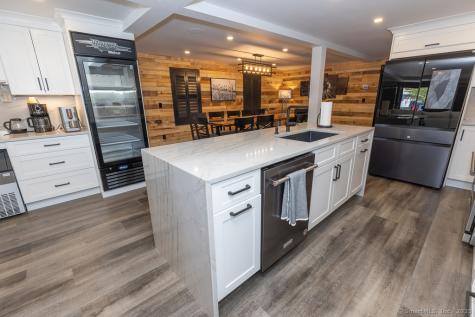 48 Swan Avenue Old Lyme CT 06371