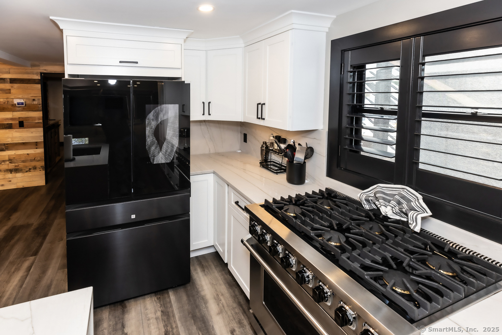 48 Swan Avenue Old Lyme CT 06371