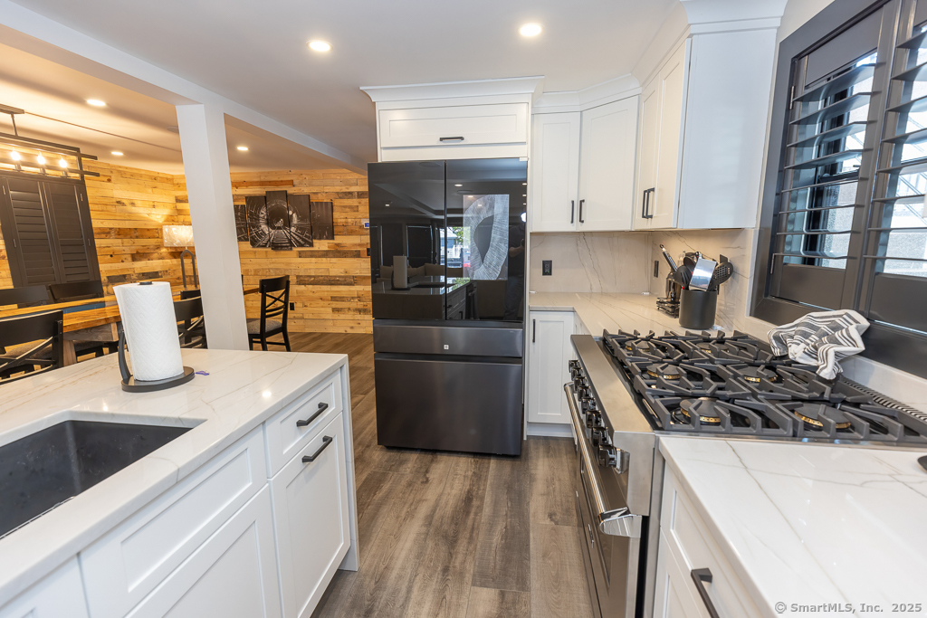 48 Swan Avenue Old Lyme CT 06371