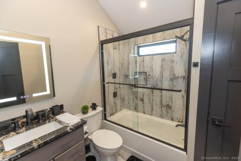 48 Swan Avenue Old Lyme CT 06371