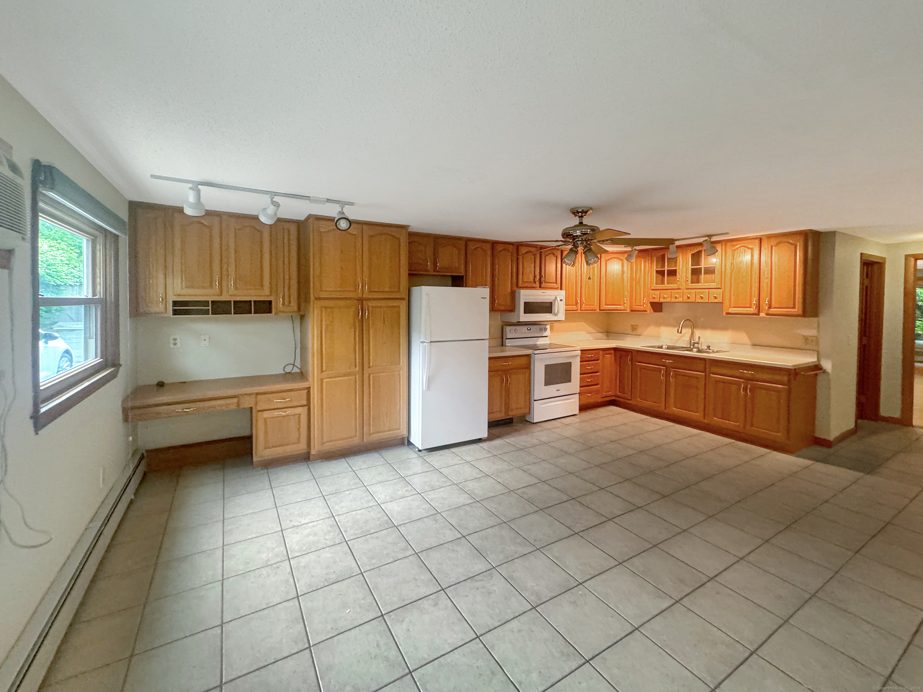 85 Debbie Drive South Windsor CT 06074