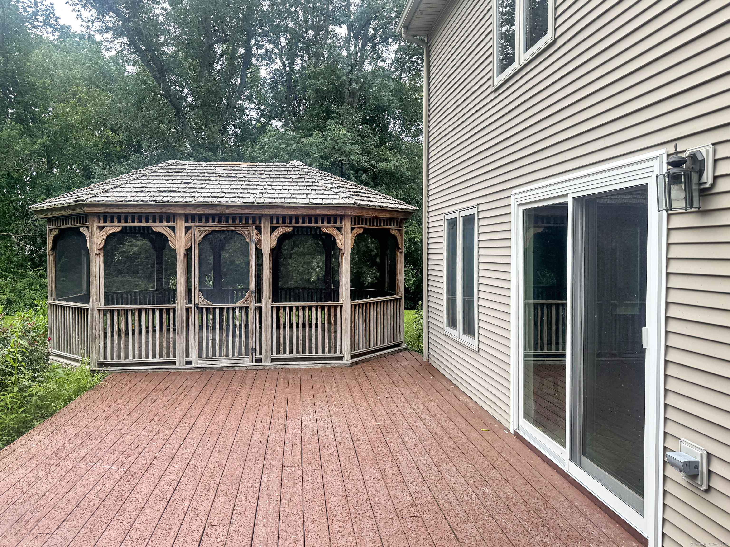 85 Debbie Drive South Windsor CT 06074