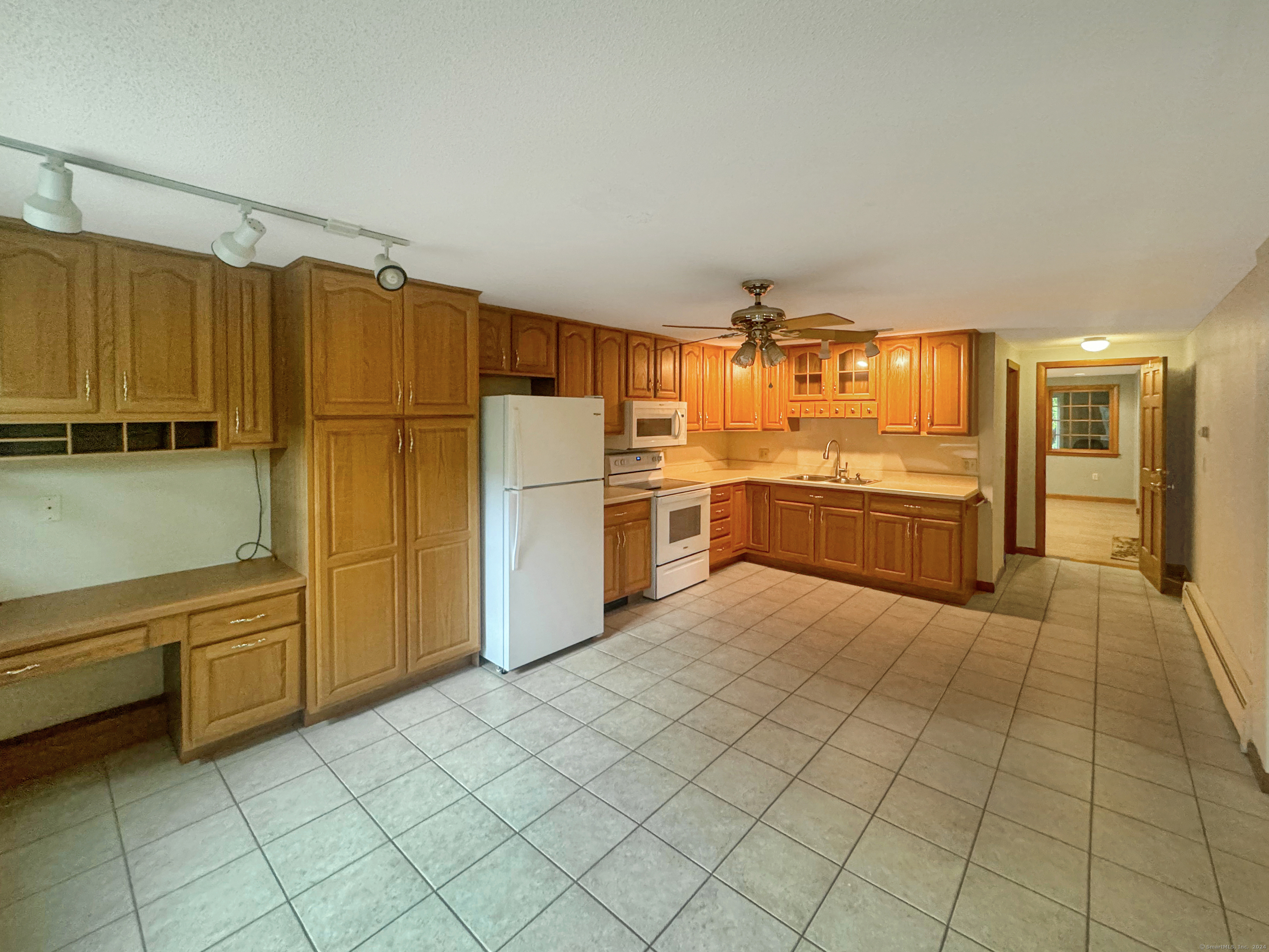 85 Debbie Drive South Windsor CT 06074