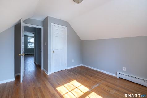 318 Valley Avenue Bridgeport CT 06606