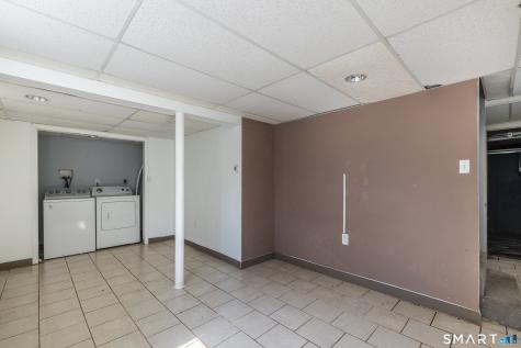 318 Valley Avenue Bridgeport CT 06606