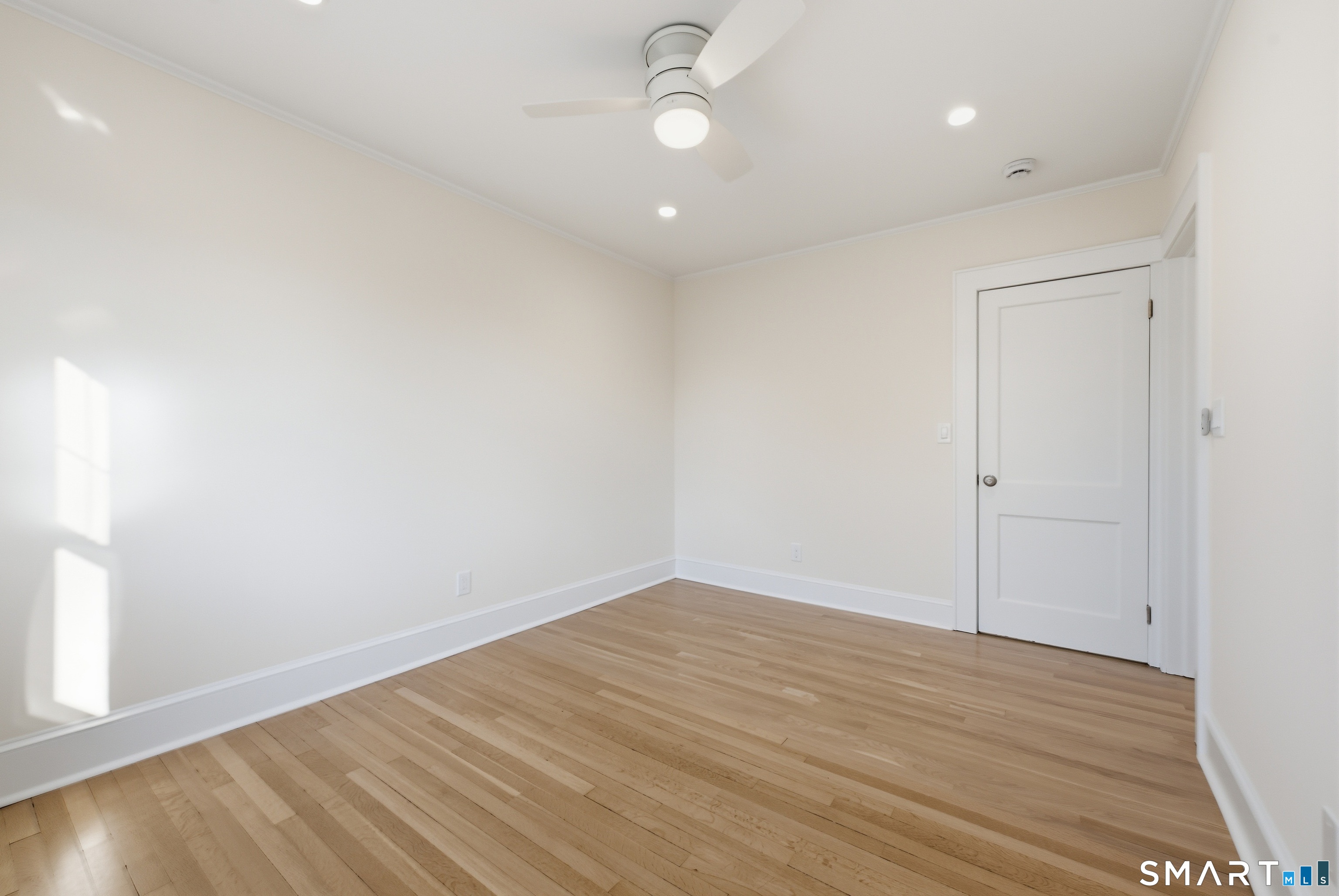 44 Lorraine Terrace Bridgeport CT 06604