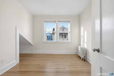 44 Lorraine Terrace Bridgeport CT 06604