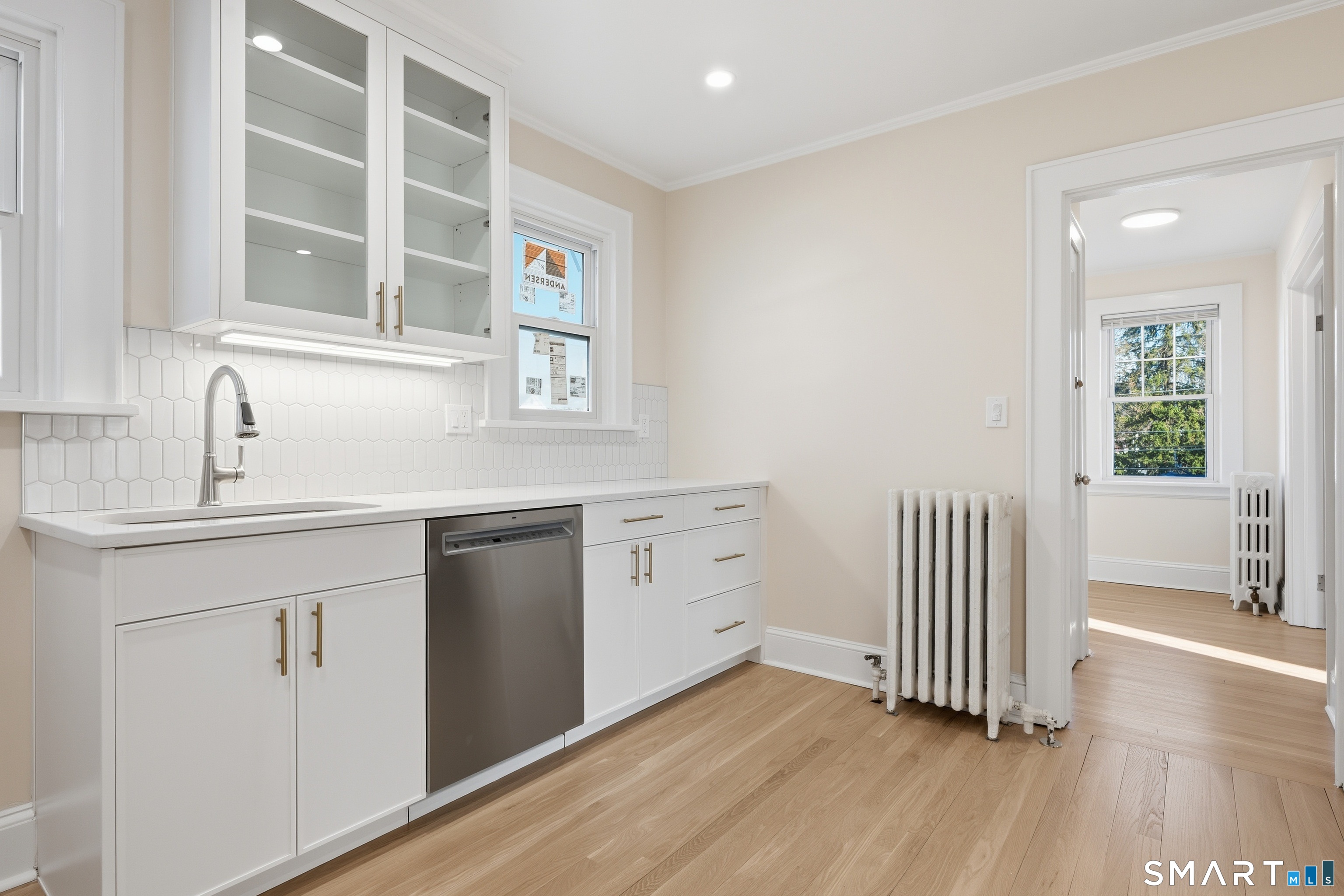 44 Lorraine Terrace Bridgeport CT 06604