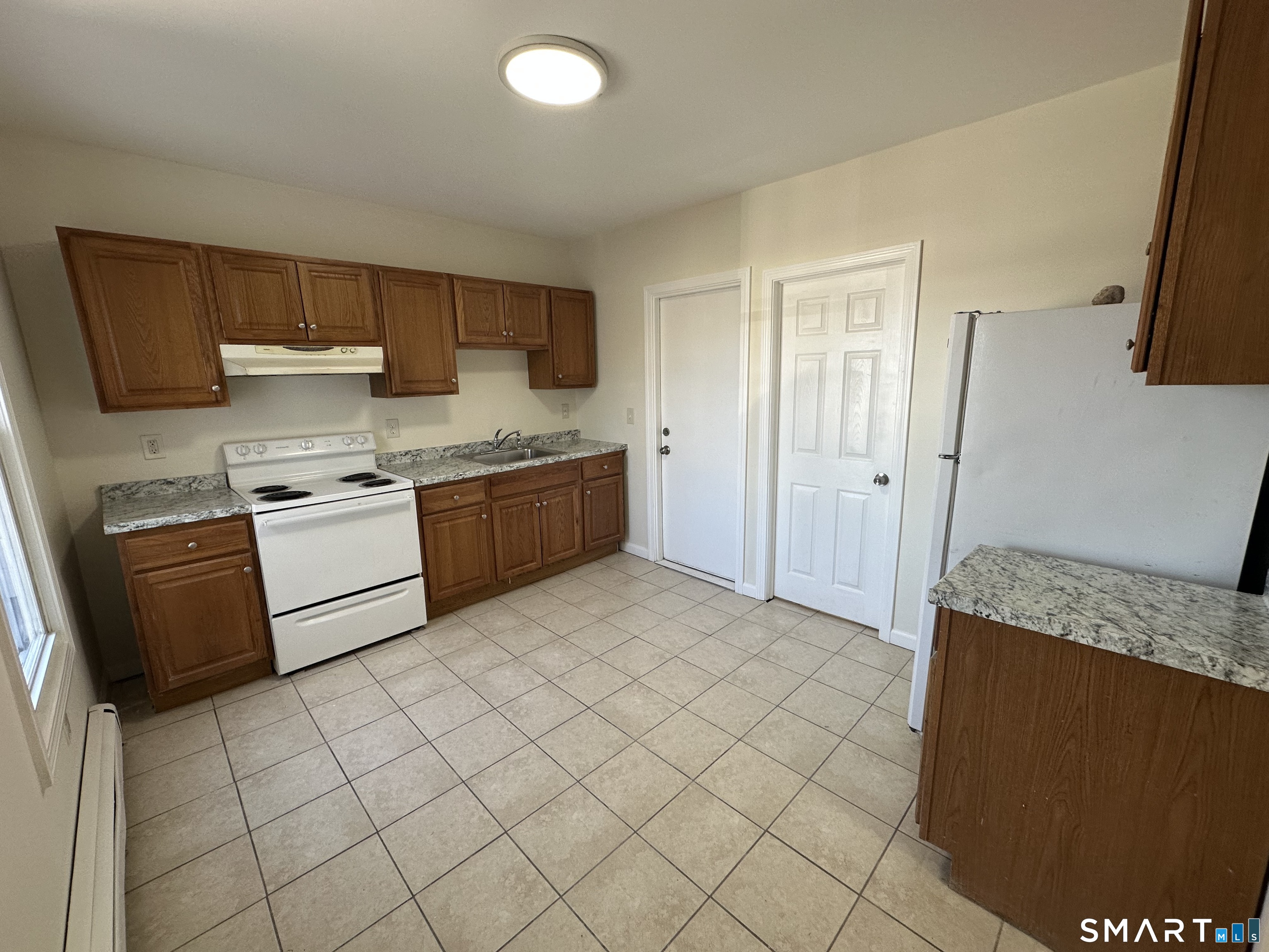 42 Jefferson Avenue New London CT 06320