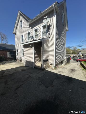 42 Jefferson Avenue New London CT 06320