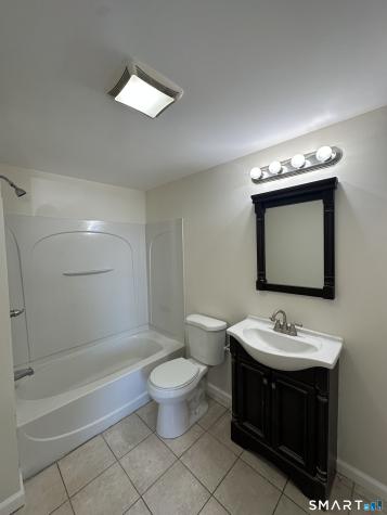 42 Jefferson Avenue New London CT 06320
