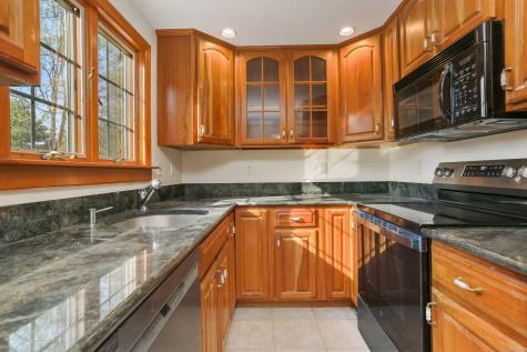 219 Hollow Tree Ridge Road Darien CT 06820