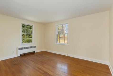 219 Hollow Tree Ridge Road Darien CT 06820