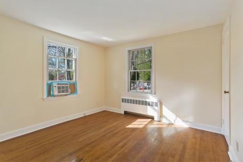 219 Hollow Tree Ridge Road Darien CT 06820