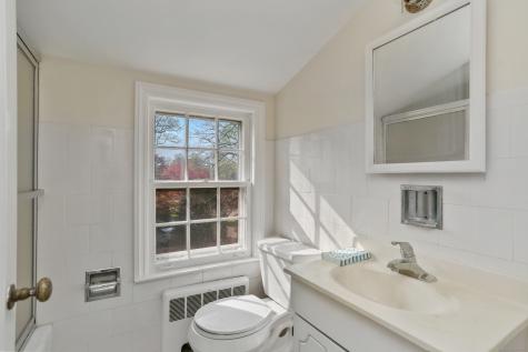 219 Hollow Tree Ridge Road Darien CT 06820